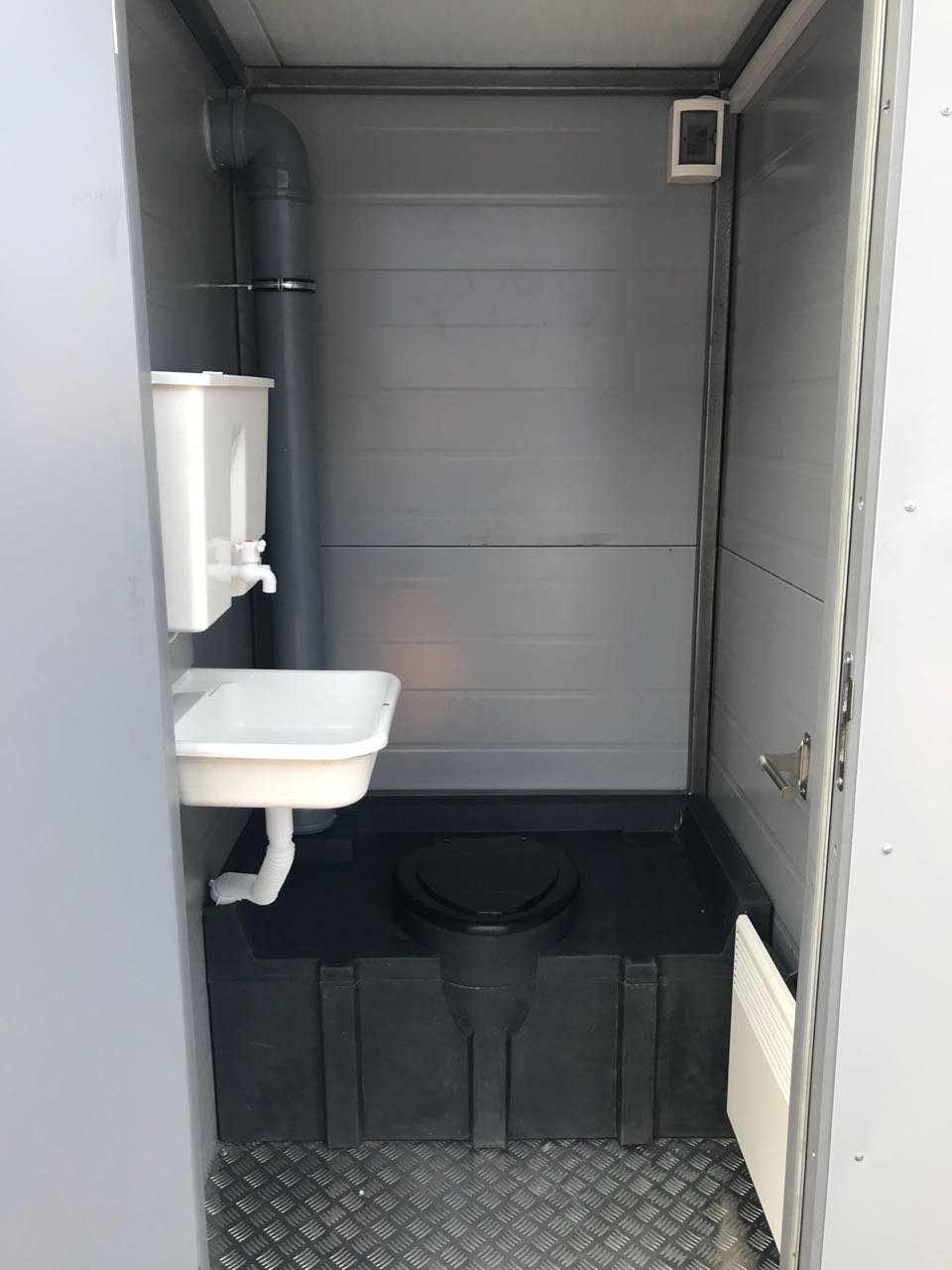 Теплая туалетная кабина ЭКОС-1 (фото 2) в Санкт-Петербурге